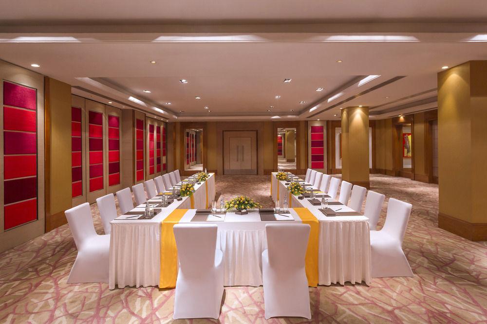 Le Meridien Gurgaon, Delhi NCR Buitenkant foto