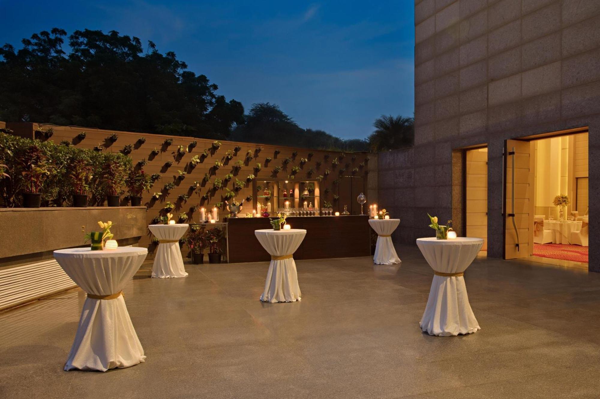 Le Meridien Gurgaon, Delhi NCR Buitenkant foto