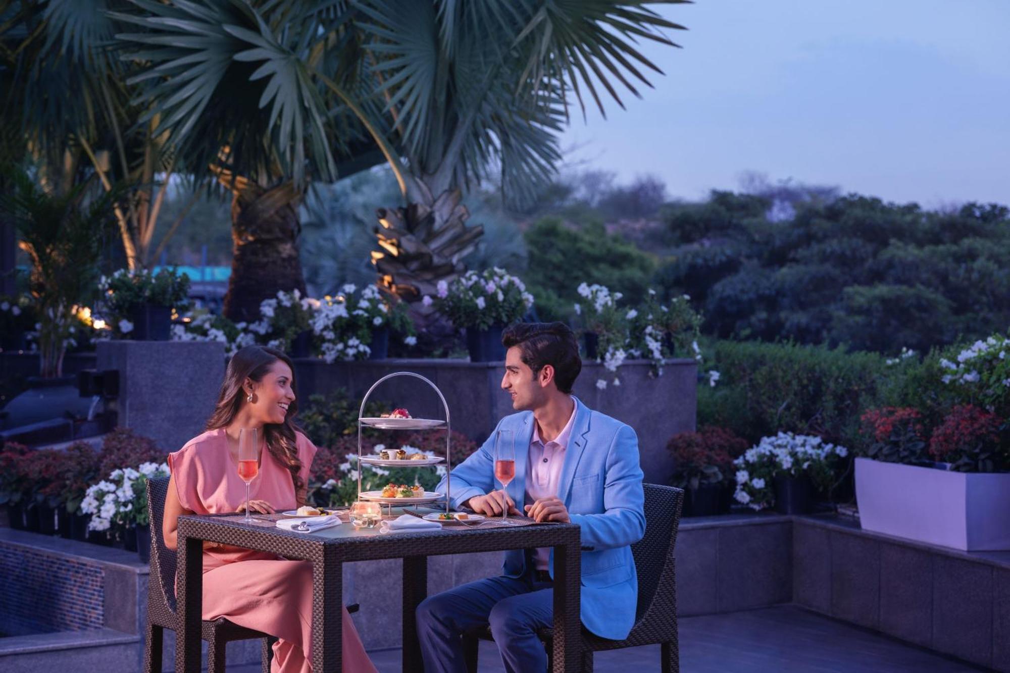 Le Meridien Gurgaon, Delhi NCR Buitenkant foto