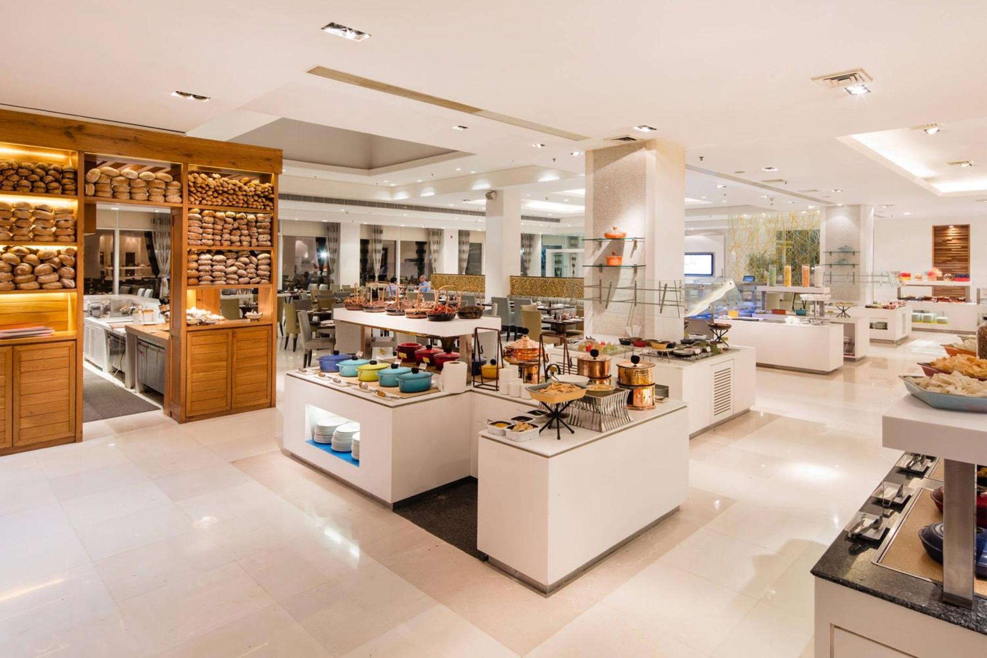 Le Meridien Gurgaon, Delhi NCR Buitenkant foto