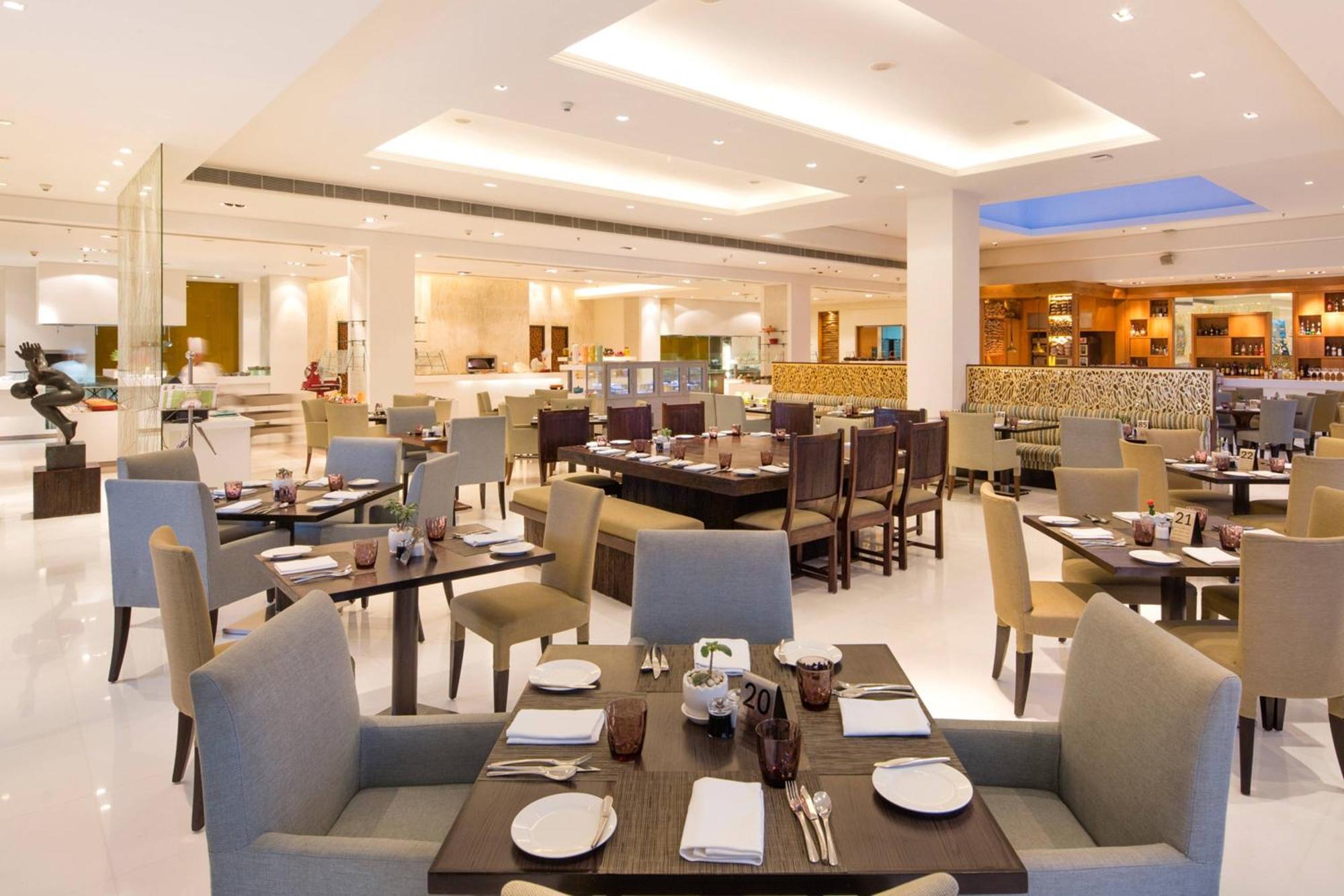 Le Meridien Gurgaon, Delhi NCR Buitenkant foto