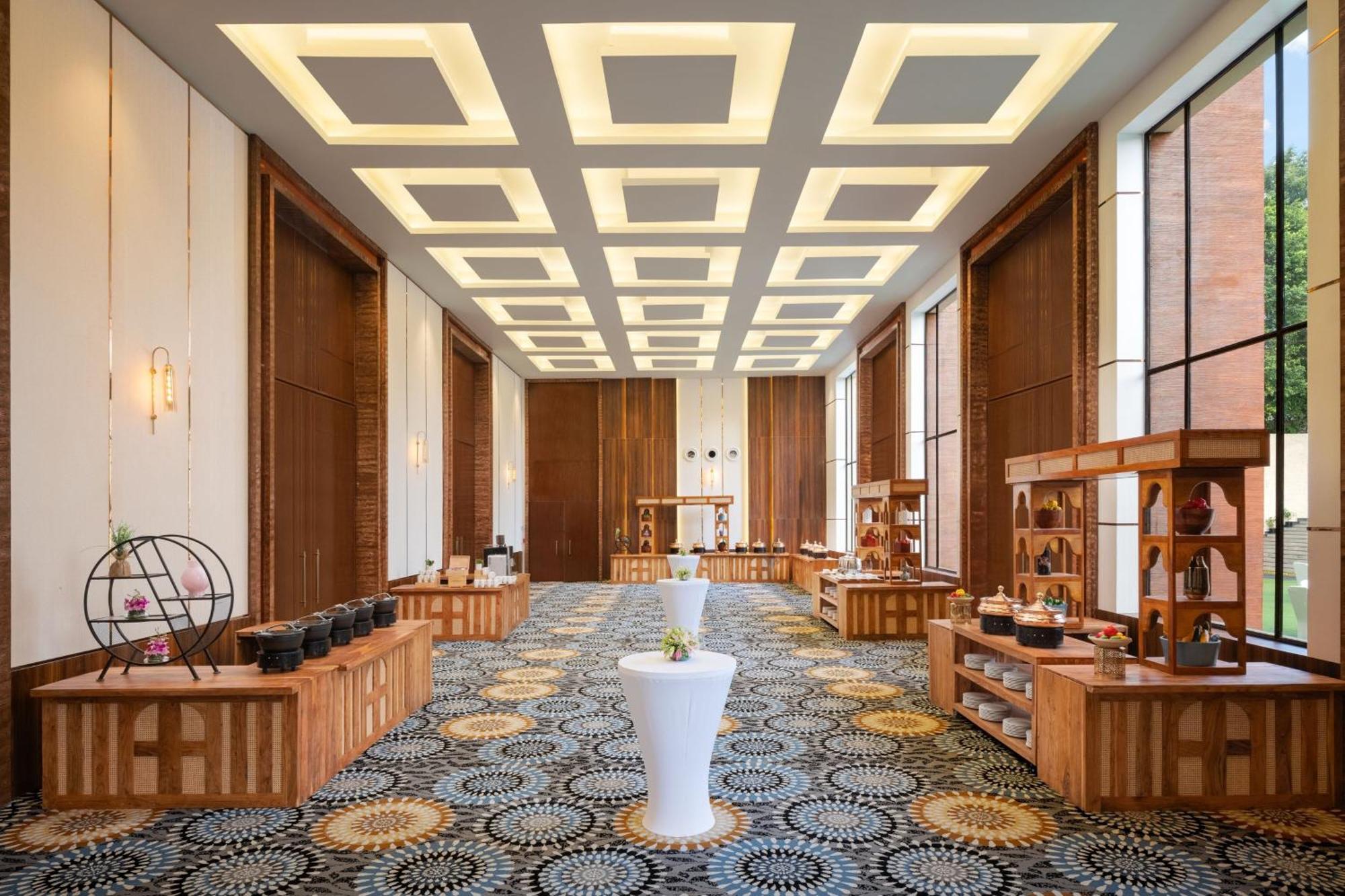 Le Meridien Gurgaon, Delhi NCR Buitenkant foto